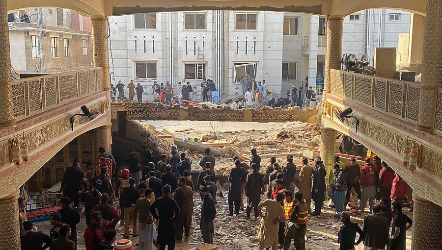 93 personas muertas y más de 150 heridos deja ataque a una mezquita en el noroeste de Pakistán