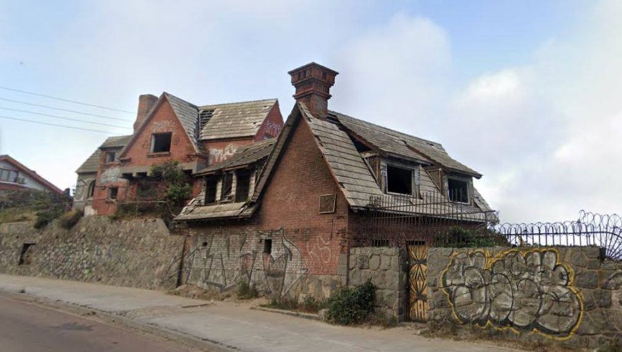 Buscan recuperar antigua casona abandonada en Viña del Mar para convertirla en un espacio para la recreación y el paseo familiar