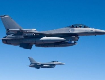 Por qué EE.UU. y otros países se niegan a enviar aviones F-16 a Ucrania pese a las peticiones de apoyo aéreo