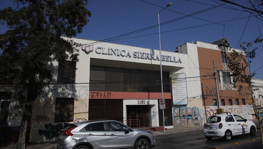 Contraloría ordenó la suspensión de la compra de la exclínica Sierra Bella por parte de la Municipalidad de Santiago