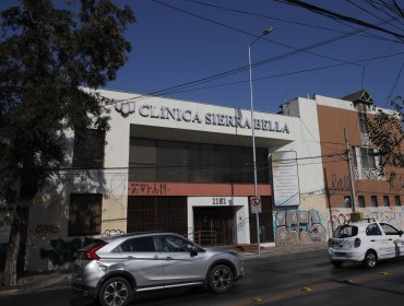 Contraloría ordenó la suspensión de la compra de la exclínica Sierra Bella por parte de la Municipalidad de Santiago