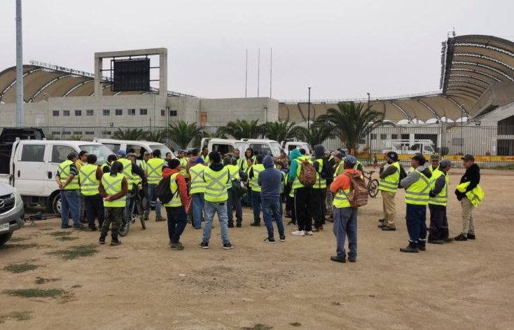 Con 100 operarios y 12 vehículos: Empresa española se hizo cargo de la mantención de las áreas verdes de Quillota