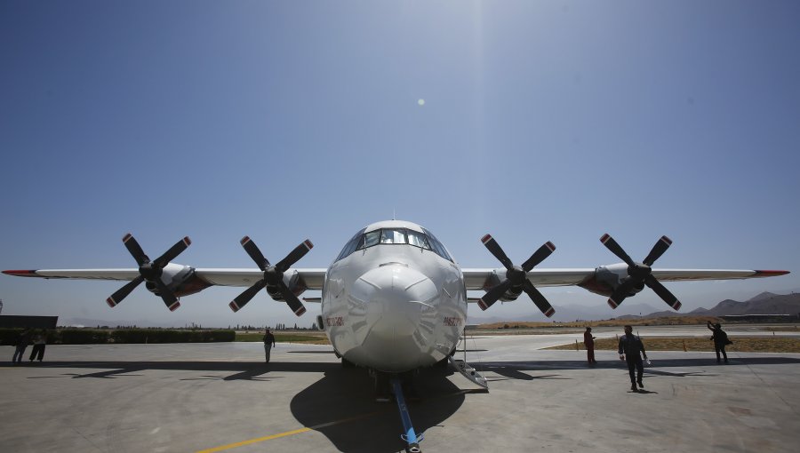 Incendios forestales: avión "Ten Tanker" llegará el próximo lunes 6