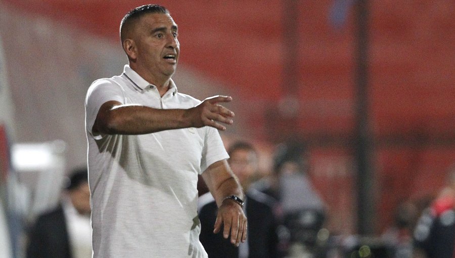 Jaime García aclara que no ha pedido la suspensión del partido ante Colo-Colo