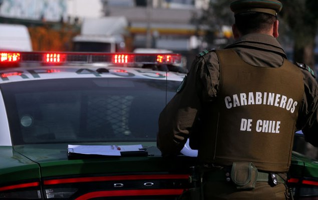 Dos hombres fueron hallados apuñalados en plena vía pública en Independencia: uno falleció y otro se encuentra en riesgo vital