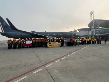 30 brigadistas y 120 efectivos del Ejército y Fuerza Aérea mexicana llegaron al país para sumarse al combate de incendios forestales