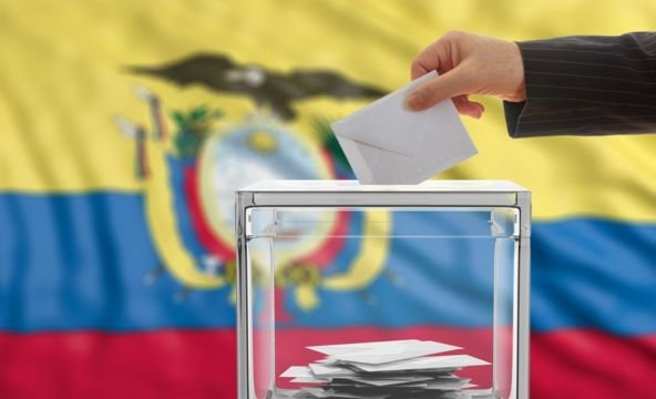 Referendo en Ecuador: Qué cambios votaron los ecuatorianos en la inusual consulta para enmendar la Constitución