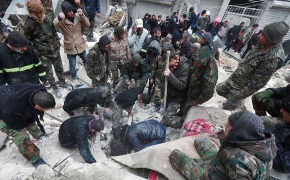 El doble drama de Alepo, la región siria devastada por la guerra en la que los terremotos han dejado cientos de muertos
