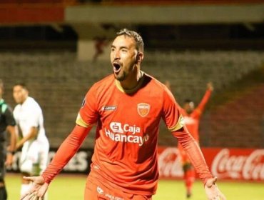 Un chileno anotó el primer gol de la Copa Libertadores 2023 en el partido entre Sport Huancayo y Club Nacional
