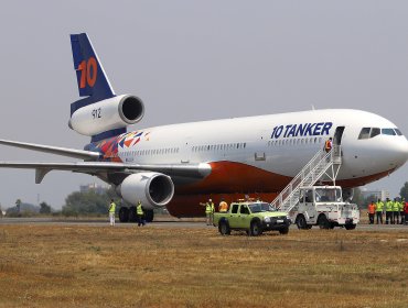 Avión Ten Tanker supera segunda falla y vuelve a estar operativo para combatir los incendios forestales