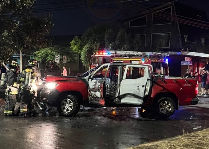 Nuevo ataque incendiario en Collipulli: Bajaron de camioneta y le prendieron fuego cerca del Hospital