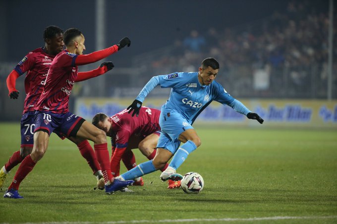 Fútbol de Francia: Mónaco de Maripán derrotó al PSG y le dio una mano al Marsella de Alexis Sánchez