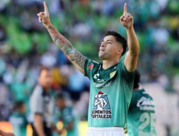 Los chilenos Víctor Dávila y Diego Valdés se lucieron en La Liga mexicana con golazos