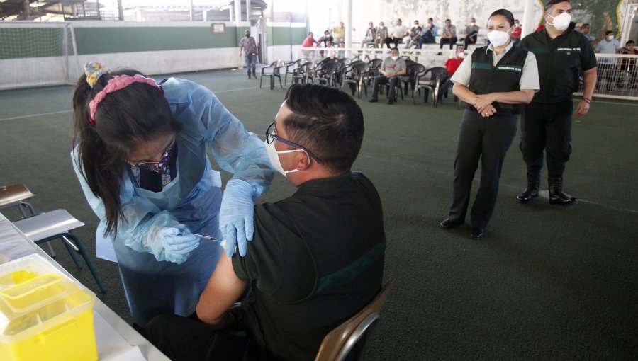 Este domingo Ministerio de Salud reportó 1.385 nuevos casos de Covid y 13 fallecidos en últimas horas