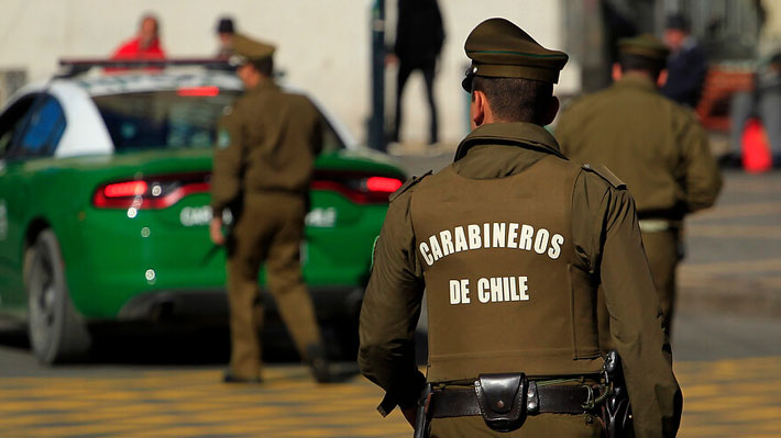 Detienen a sujeto que portaba siete armas de fuego en su mochila en Valparaíso