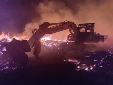 Quema de cinco maquinarias en Teodoro Schmidt provocó foco de incendio forestal