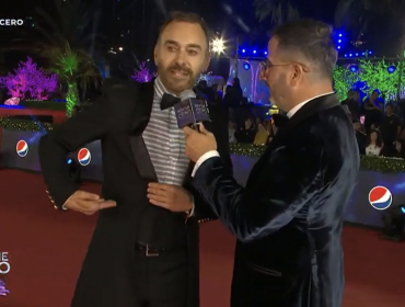 Con cola de 6 metros: Jordi Castell sorprende con llamativo look en la alfombra roja de la “Noche Cero”