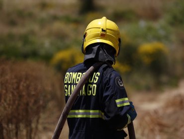 Sólo con arraigo nacional quedó hombre acusado de apuñalar en Paine a dos bomberos que acudían a incendio en Codegua