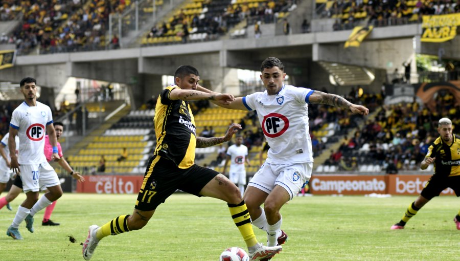 Huachipato imparable: Se mantiene como líder absoluto del torneo tras vencer a Coquimbo Unido