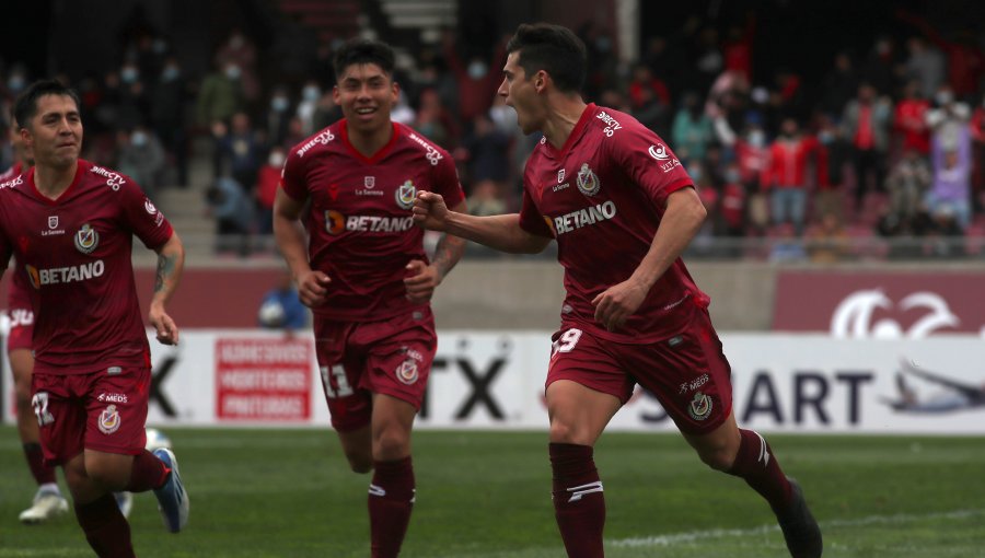 Primera B: La Serena da vuelta el partido y venció con jerarquía a Santiago Wanderers