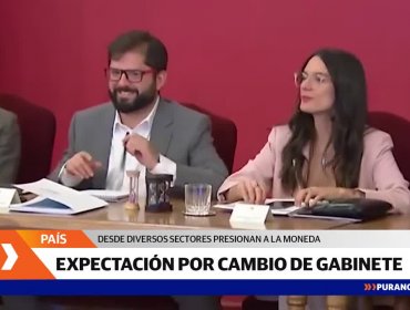 Oposición presiona para un cambio de gabinete en marzo