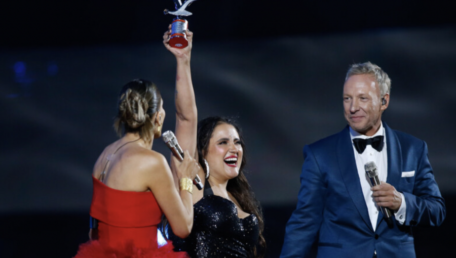 A los besos con Gonzalo Valenzuela y bailó axé con Fabricio Vasconcellos y Thiago Cunha: Pamela Leiva triunfó en su pasó por Viña 2023