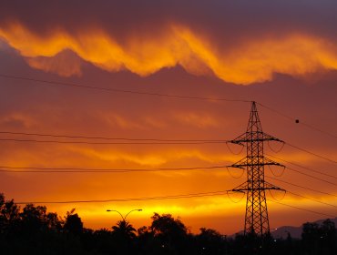 Cinco comunas de la región de Valparaíso en alerta por proyecto eléctrico que pretende instalar 720 torres de alta tensión