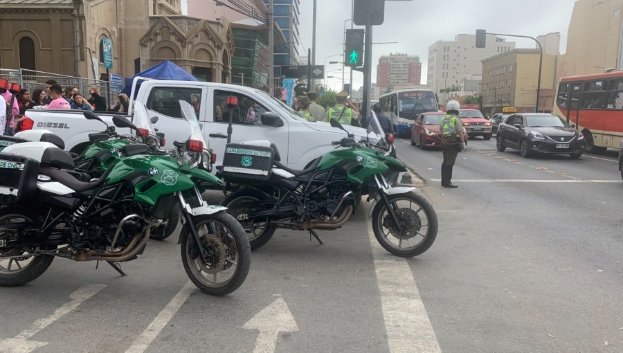 Violento asalto a conductor de App de transportes genera persecución policial hasta las inmediaciones de la Quinta Vergara