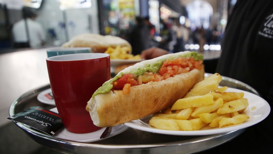 Ventas de servicio de comida rápida cerraron el 2022 con un alza del 24,7%