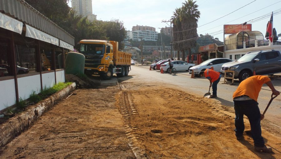 Obras ocasionan desastre en el borde costero de Concón: sector de Caleta Higuerillas terminó inundado y restaurantes quedan en peligro