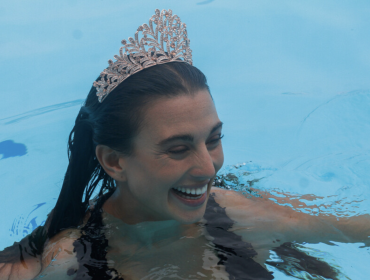 Tita Ureta protagonizó “piscinazo sustentable” como Embajadora de Viña 2023