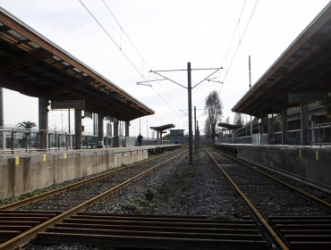 Encuentran cadáver en un andén de la estación Barón del Metro de Valparaíso: se trataría de una persona en situación de calle