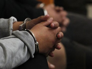 Capturan en Temuco a dos delincuentes que contaban con 56 detenciones previas: quedaron en prisión preventiva