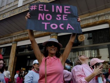 Por qué causa tanta polémica la reforma electoral propuesta por presidente de México que desató protestas masivas