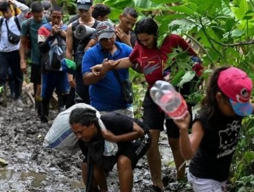 Cuatro factores para entender por qué los ecuatorianos son ahora los sudamericanos que más cruzan la selva del Darién camino a EE.UU.