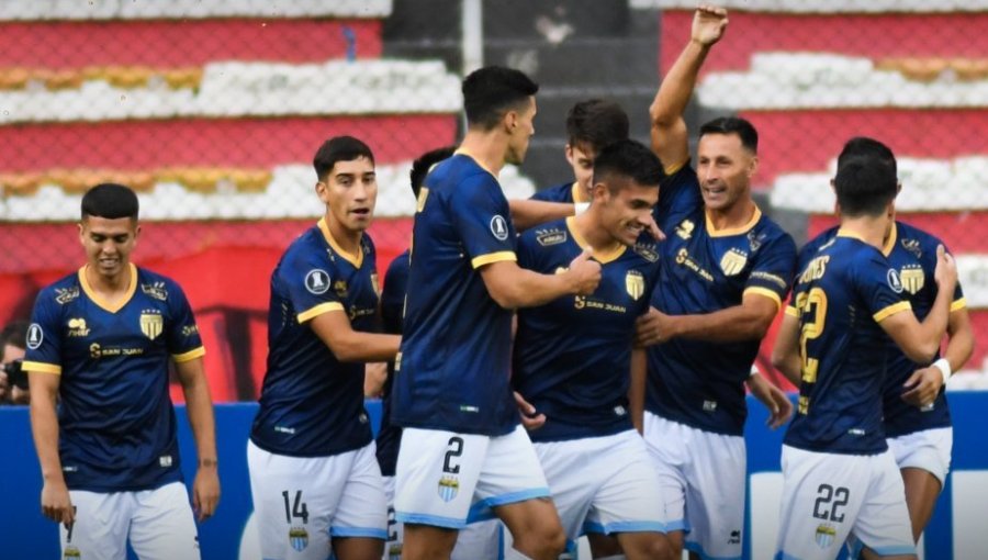 Magallanes le pasó por encima a Always Ready y avanzó a la tercera fase de Copa Libertadores