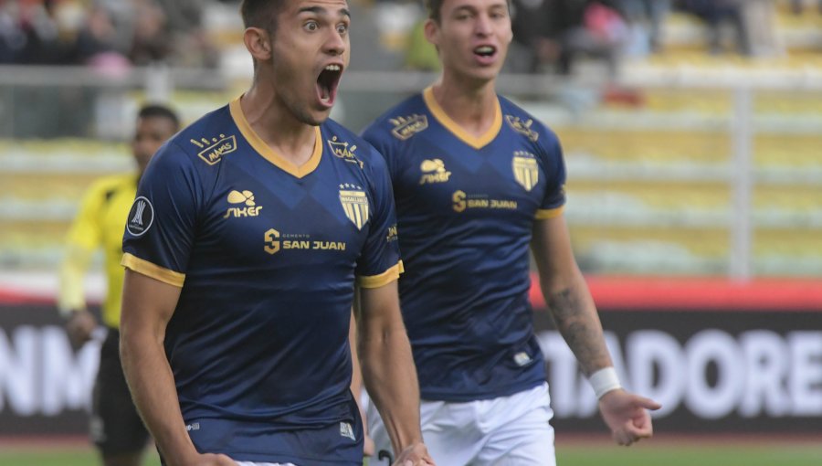 Dos chilenos y un ex Colo-Colo conforman el "11 ideal" de la Copa Libertadores