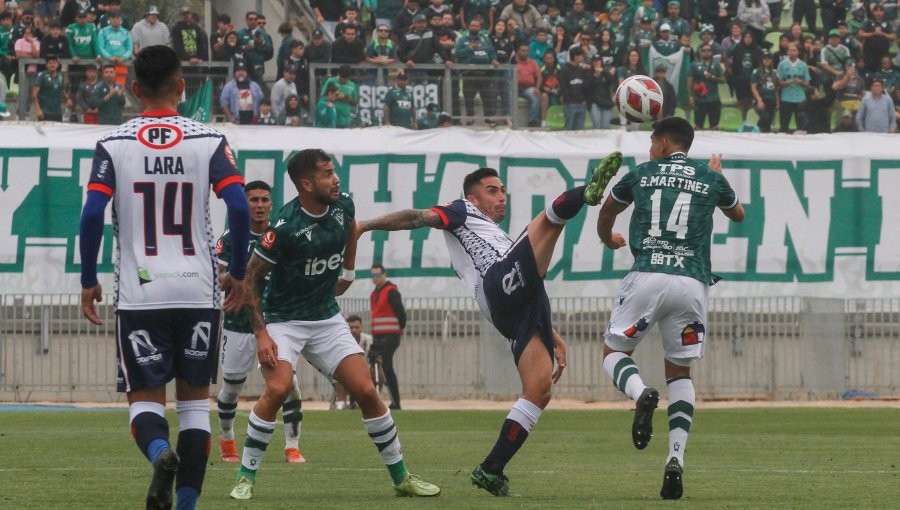Wanderers solo logró un empate ante Recoleta en el Estadio Elías Figueroa de Playa Ancha
