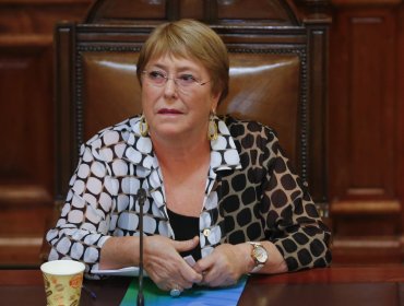 Michelle Bachelet no asistiría a audiencia por mediación con Natalia Compagnon