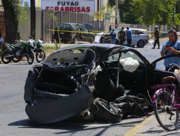 Persecución policial terminó con 4 heridos por choque y 3 detenidos en Santiago