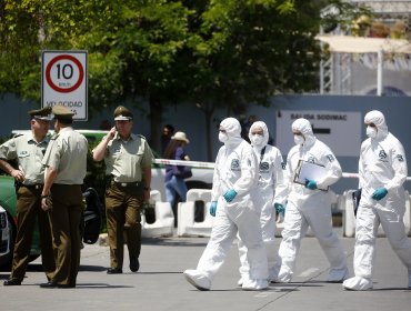 Hombre falleció tras llegar a comisaría de Estación Central pidiendo ayuda: presentaba una grave lesión cortopunzante en el pecho