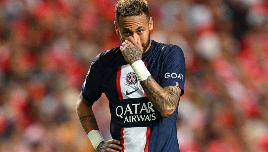 PSG confirma que Neymar se operará el tobillo y que dice adiós a la temporada