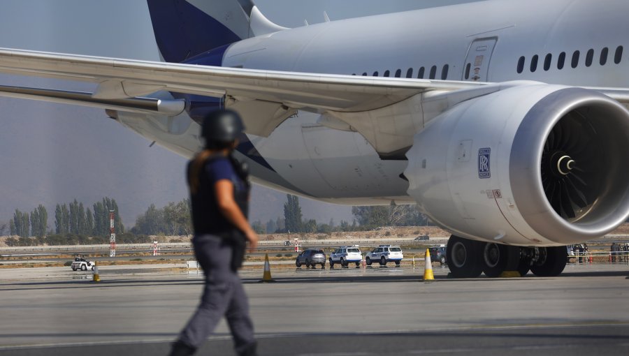 Funcionario de la DGAC fallecido en robo frustrado en aeropuerto de Santiago era voluntario de Bomberos hace más de 20 años