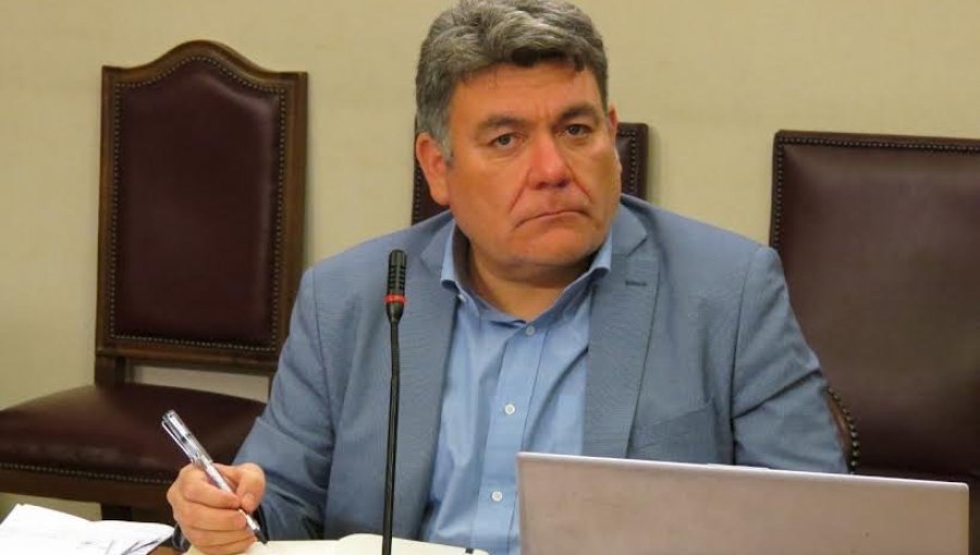 Diputado Venegas por rechazo a reforma tributaria: asegura que los "poderosos" alinearon a los parlamentarios de derecha