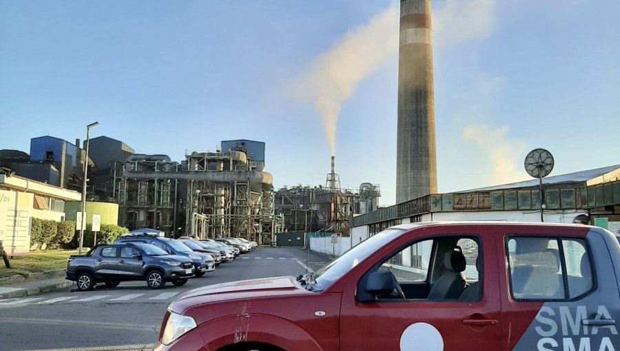 Nueva alerta ambiental en Quintero: Sistema de monitoreo detecta niveles por sobre la norma de SO2 en instalaciones de Codelco