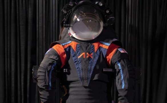 Así es el nuevo traje espacial con el que la NASA viajará a la Luna y cómo se adapta mejor a las mujeres astronautas