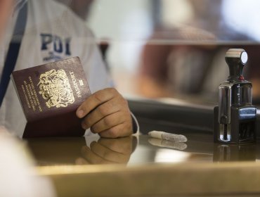 38 extranjeros fueron denunciados por la PDI ante Migraciones por ingreso irregular y por trabajar sin permiso en Concón y Viña