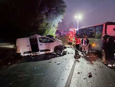 Accidente de tránsito en Talagante dejó un fallecido y cuatro lesionados