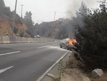 Alta congestión vehicular provocó el incendio de un auto en ruta Las Palmas en dirección a Santiago