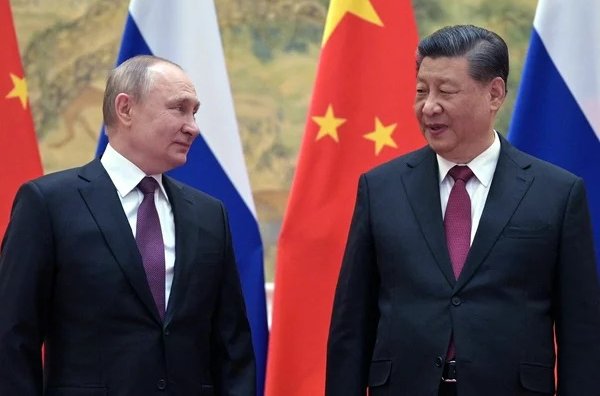 Putin asegura que el plan de paz de China "puede ser la base para resolver el conflicto en Ucrania"